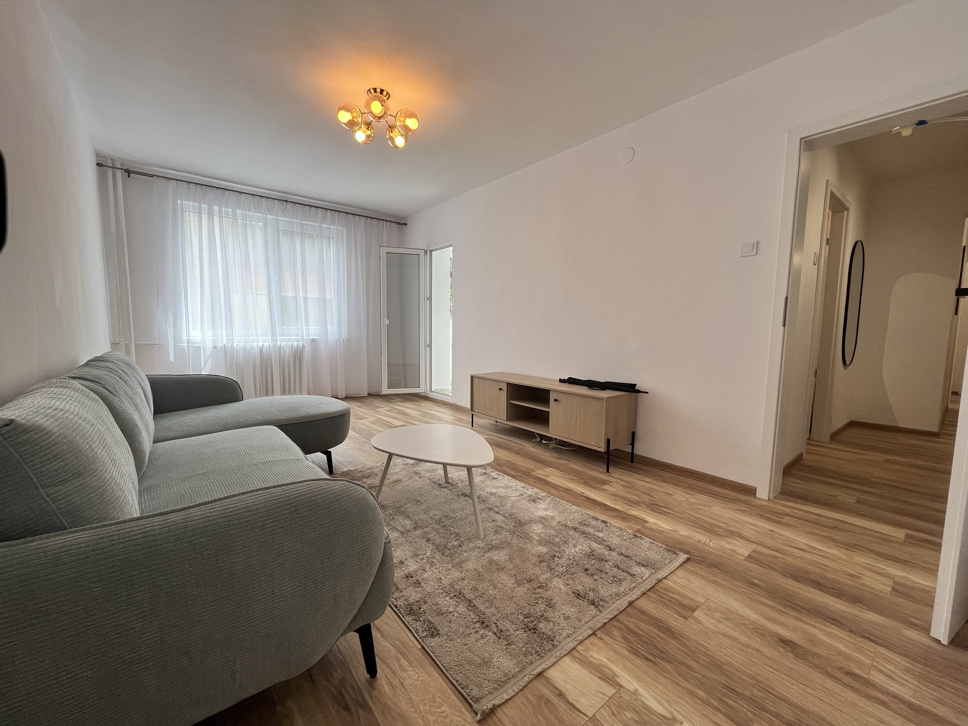 Apartament de inchiriat – Stefan cel Mare/Polona